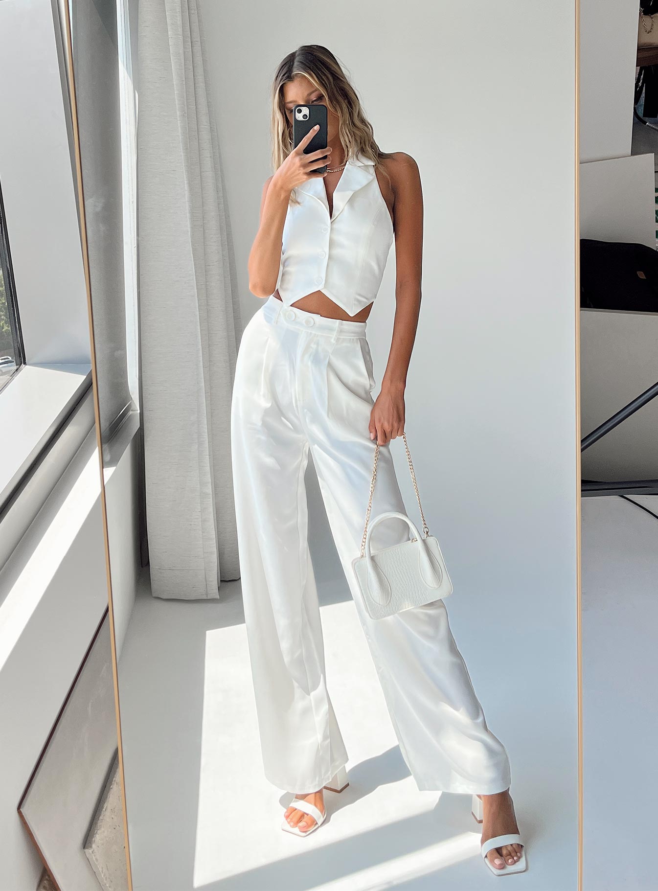 White Luxury Set
