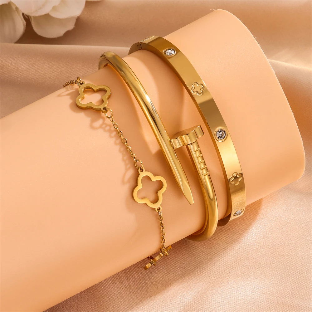 3-piece French Clover Bracelet Set