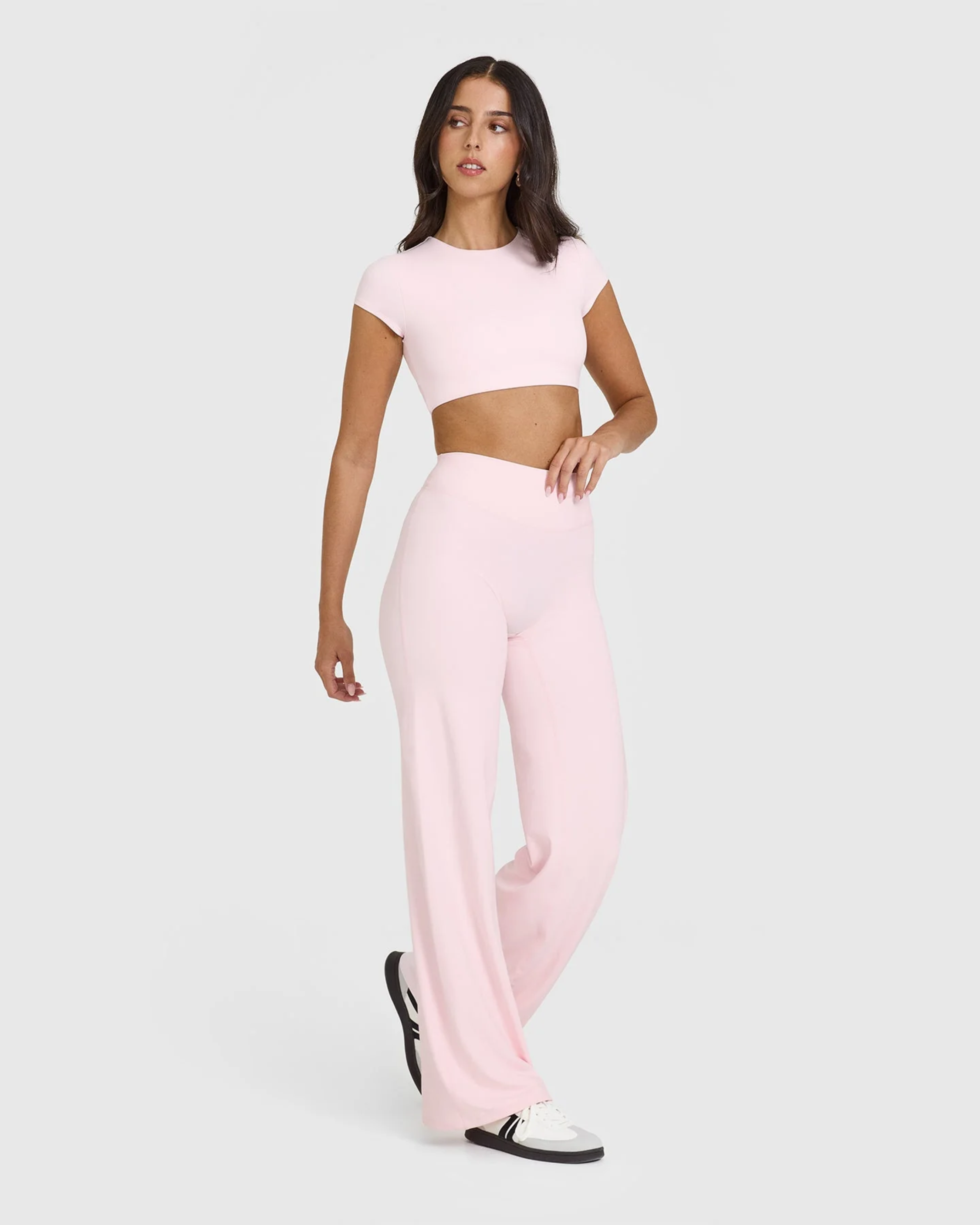 Essential Flare Pants